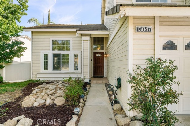 Detail Gallery Image 4 of 50 For 13047 Empty Saddle Ct, Corona,  CA 92883 - 4 Beds | 2/1 Baths