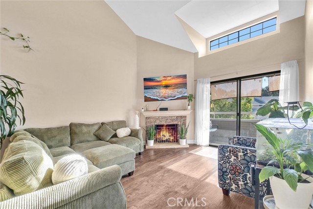1875 W Falmouth Avenue, Anaheim CA: https://media.crmls.org/medias/82c3164e-4809-416e-8da8-abd27402cd01.jpg