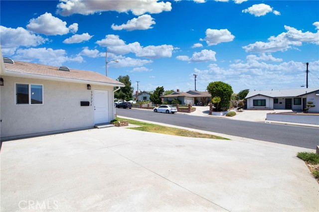 1777 Ash Drive, Monterey Park CA: https://media.crmls.org/medias/82c35ca1-1184-410d-a1f7-e8a6830a4c1b.jpg