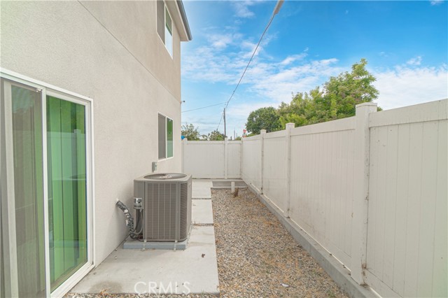 959 N Acacia, Compton CA: https://media.crmls.org/medias/82c437a5-8919-4a3e-a747-86851bba773f.jpg
