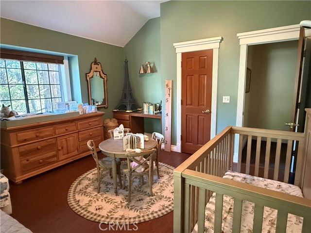 Detail Gallery Image 23 of 49 For 490 Bay View Ct, Lake Arrowhead,  CA 92352 - 5 Beds | 3/1 Baths