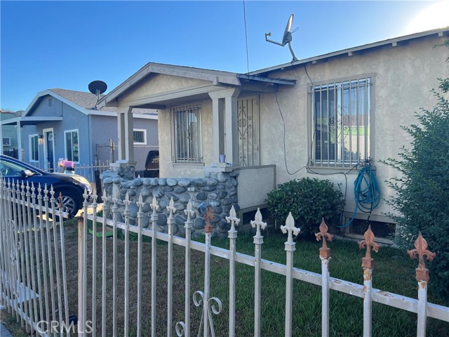 6563 Kansas Avenue, Los Angeles, CA, 90044 6563 Kansas Avenue, Los Angeles, CA, 90044