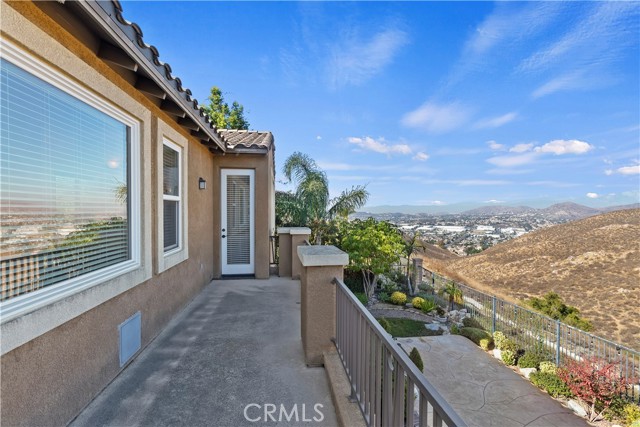 Detail Gallery Image 41 of 69 For 15720 Glendon Creek Ct, Riverside,  CA 92503 - 5 Beds | 4/1 Baths