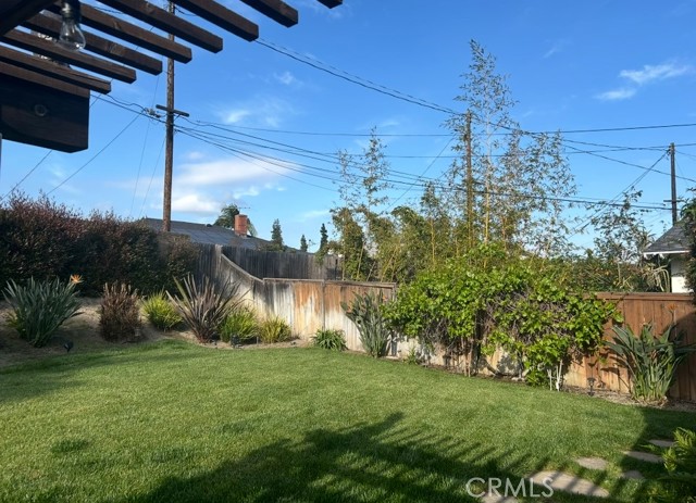Detail Gallery Image 7 of 11 For 15815 Hickory Hill Dr, La Mirada,  CA 90638 - 4 Beds | 2 Baths