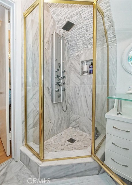 605 Paseo Del Mar, Palos Verdes Estates CA: https://media.crmls.org/medias/82c654e8-b7ba-4bee-9e02-f9f0ca14f4ff.jpg