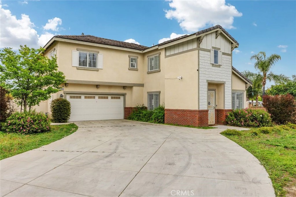10995 Coalinga Ave