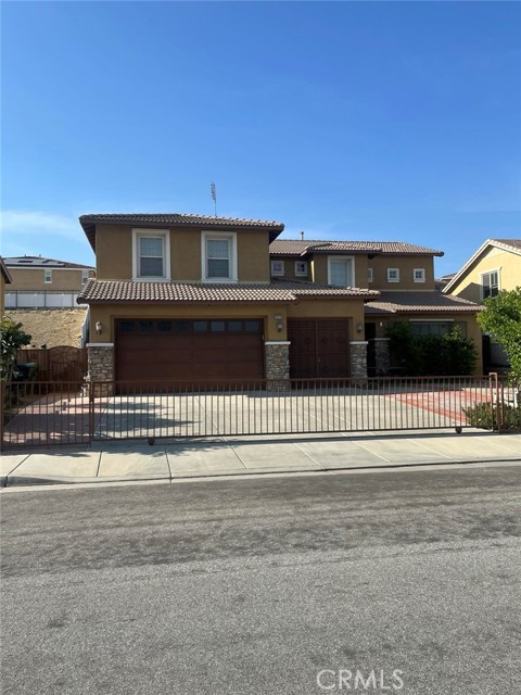 Detail Gallery Image 1 of 4 For 26738 Buckeye, Moreno Valley,  CA 92555 - 5 Beds | 4/1 Baths