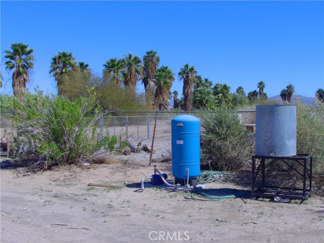 Detail Gallery Image 4 of 8 For 2132 Riviera, Blythe,  CA 92225 - 3 Beds | 2 Baths