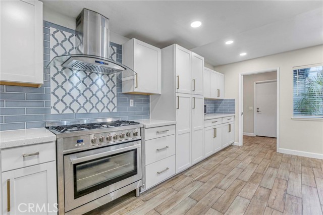 2585 Outlook, Port Hueneme CA: https://media.crmls.org/medias/82c7e639-0569-47d3-b6ac-0f0e8fd573eb.jpg