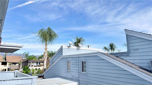 Detail Gallery Image 3 of 36 For 20930 Parthenia St #216,  Canoga Park,  CA 91304 - 1 Beds | 1 Baths