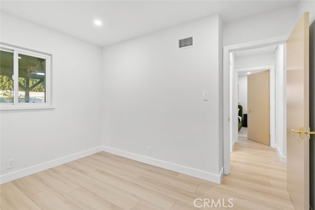 Detail Gallery Image 46 of 72 For 8633 Le Berthon St, Sunland,  CA 91040 - 5 Beds | 3 Baths