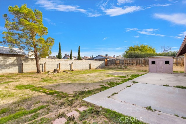 Detail Gallery Image 29 of 38 For 12851 Desert Creek, Victorville,  CA 92395 - 3 Beds | 2 Baths