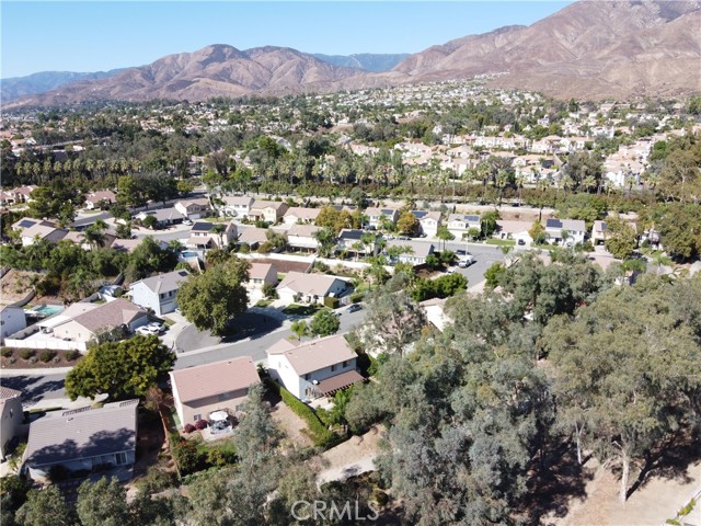 Detail Gallery Image 34 of 43 For 29125 Oak Creek Ln, Highland,  CA 92346 - 5 Beds | 3 Baths