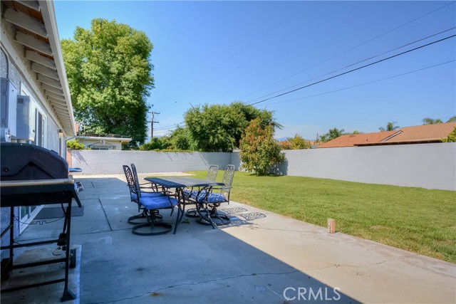 Detail Gallery Image 33 of 36 For 993 N Pampas Ave, Rialto,  CA 92376 - 3 Beds | 2 Baths