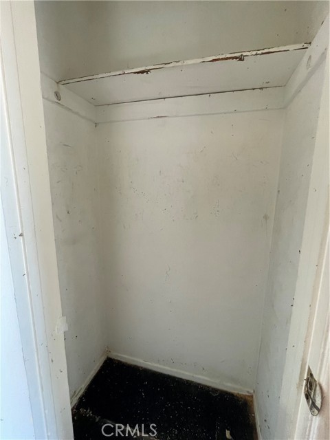 Detail Gallery Image 17 of 20 For 14662 Maclay, –,  CA 91345 - 4 Beds | 2 Baths