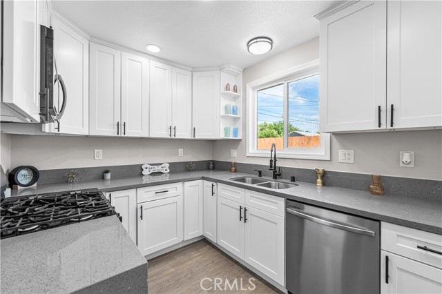 Detail Gallery Image 22 of 55 For 1309 W Ivyton St, Lancaster,  CA 93534 - 3 Beds | 2 Baths