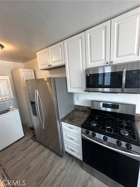 Detail Gallery Image 2 of 20 For 1047 E Spicer, Carson,  CA 90745 - 3 Beds | 1 Baths