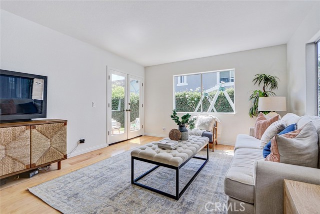 Detail Gallery Image 20 of 43 For 1808 Pullman Ln #B,  Redondo Beach,  CA 90278 - 4 Beds | 2/1 Baths