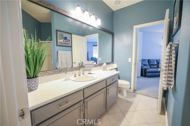 Detail Gallery Image 9 of 31 For 928 Allegre, Corona,  CA 92879 - 4 Beds | 3 Baths