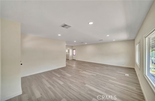 Detail Gallery Image 8 of 52 For 27361 Sierra Hwy #109,  Canyon Country,  CA 91351 - 2 Beds | 2 Baths