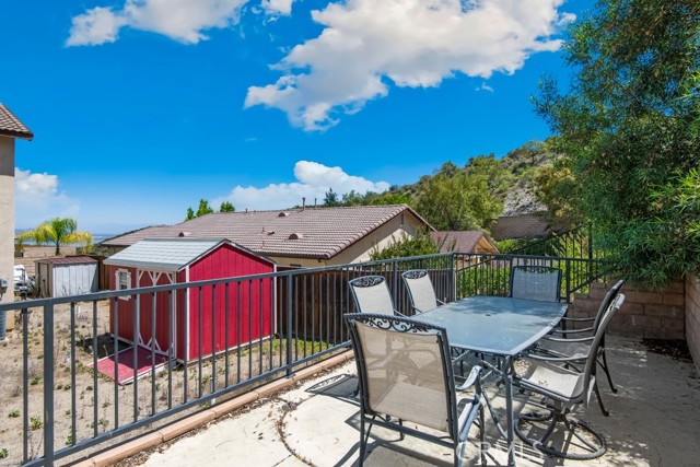 Detail Gallery Image 31 of 33 For 29483 Rock Point Dr, Lake Elsinore,  CA 92530 - 5 Beds | 3 Baths