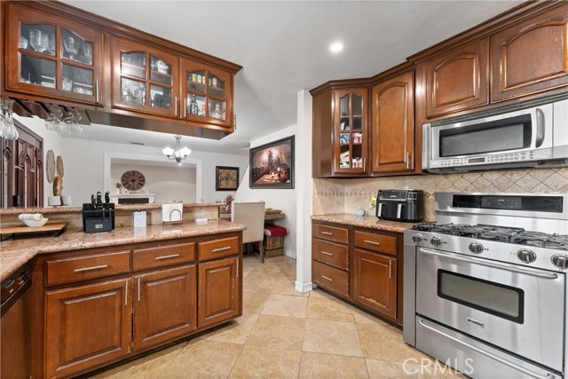 Detail Gallery Image 9 of 43 For 16633 Doublegrove St, La Puente,  CA 91744 - 4 Beds | 3 Baths