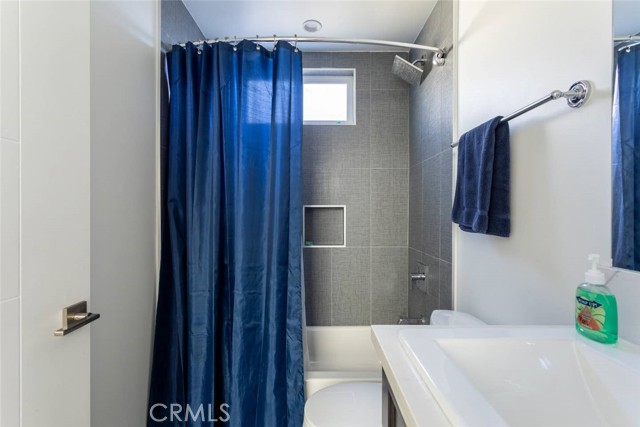 Detail Gallery Image 32 of 33 For 1340 N Kenmore, Los Angeles,  CA 90027 - 4 Beds | 4 Baths