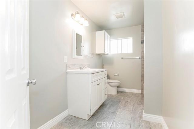 10955 Burnet Avenue, Mission Hills (San Fernando) CA: https://media.crmls.org/medias/82ce540c-762a-4924-8b11-c4d6df5db346.jpg