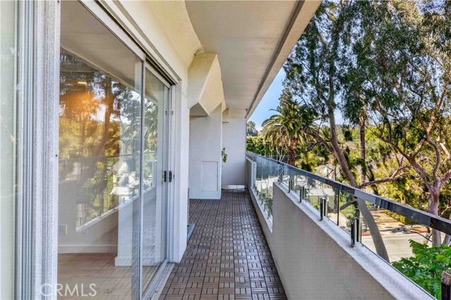838 North Doheny, 505 photo 25