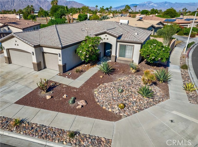 Detail Gallery Image 5 of 42 For 30911 Greensboro Ct, Cathedral City,  CA 92344 - 3 Beds | 2 Baths