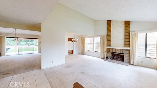 Detail Gallery Image 2 of 17 For 205 Cedar Heights Dr, Thousand Oaks,  CA 91360 - 3 Beds | 2 Baths