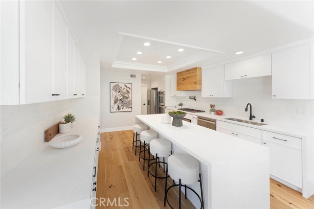 Detail Gallery Image 16 of 44 For 90 Ocean Vista, Newport Beach,  CA 92660 - 2 Beds | 2/1 Baths