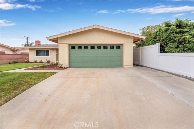 20869 Moonlake Street, Walnut CA: https://media.crmls.org/medias/82cf013c-e957-4b79-b813-cc729e86606e.jpg