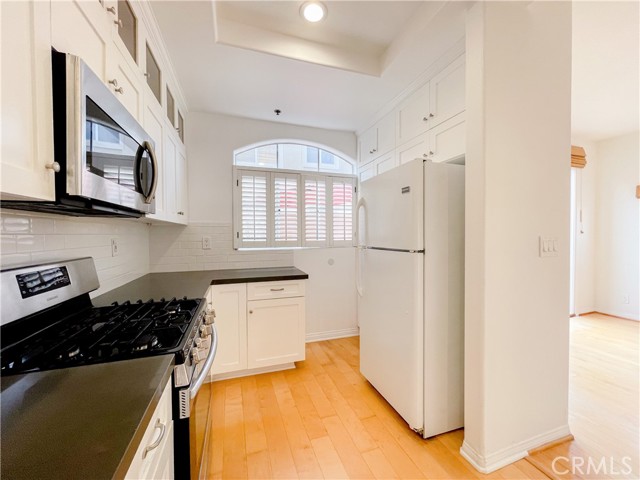 1628 E Palm Ave, El Segundo CA: https://media.crmls.org/medias/82cf5487-c396-4ba3-bd82-81b75bba003f.jpg
