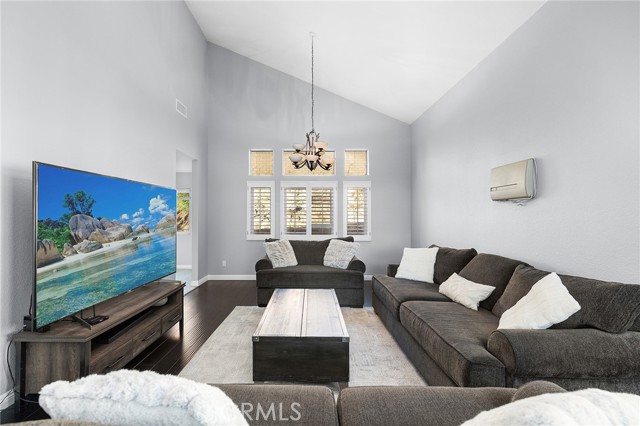 23896 Corinth Drive, Murrieta CA: https://media.crmls.org/medias/82cf6b40-f0f7-466a-a0e3-fa5ce8ce06de.jpg