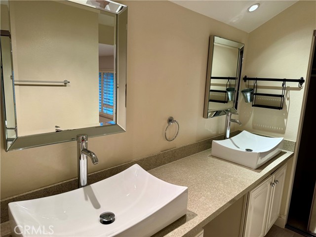 Detail Gallery Image 13 of 31 For 43 Sparrowhawk, Irvine,  CA 92604 - 4 Beds | 3 Baths
