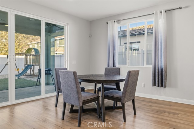 Detail Gallery Image 10 of 53 For 369 Rose St, Fillmore,  CA 93015 - 5 Beds | 3/1 Baths