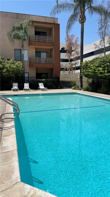 Detail Gallery Image 15 of 24 For 6815 Remmet Ave #219,  Canoga Park,  CA 91303 - 1 Beds | 1 Baths