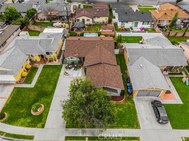 Detail Gallery Image 4 of 31 For 12526 Chadwell St, Lakewood,  CA 90715 - 3 Beds | 2 Baths