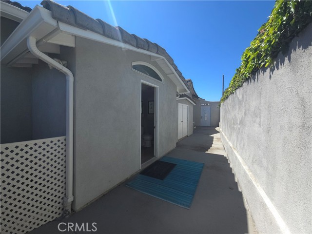 5726 Sunmist Drive, Rancho Palos Verdes CA: https://media.crmls.org/medias/82d18580-690f-477a-84ff-d82c72c74664.jpg
