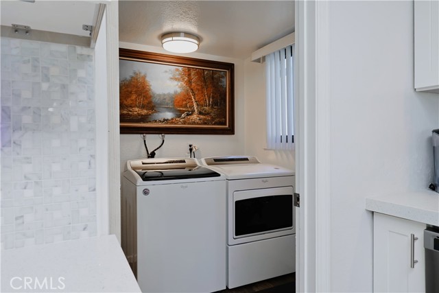 Detail Gallery Image 13 of 17 For 212 E Imperial Ave a,  El Segundo,  CA 90245 - 3 Beds | 2 Baths