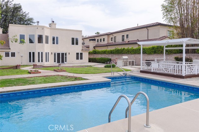 Detail Gallery Image 19 of 21 For 49 W La Sierra Dr, Arcadia,  CA 91007 - 4 Beds | 4/1 Baths