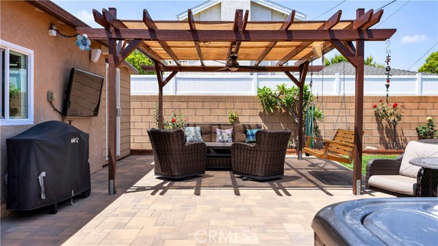 5215 E Monlaco Road, Long Beach CA: https://media.crmls.org/medias/82d26e81-050b-4077-bdc4-8d8c561beacd.jpg