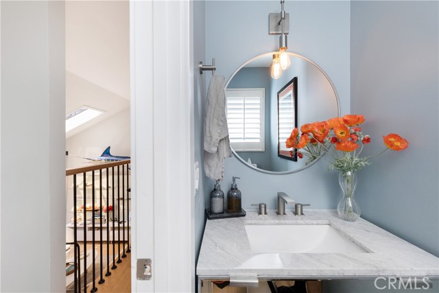 1917 Nelson Avenue, Redondo Beach, California 90278, 3 Bedrooms Bedrooms, ,2 BathroomsBathrooms,Residential,Sold,Nelson,SB22174600