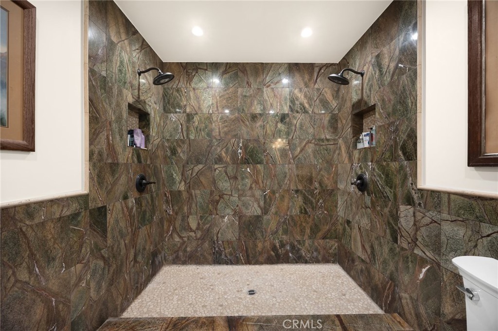 82d40232 6088 4042 8db7 0e755a47c172