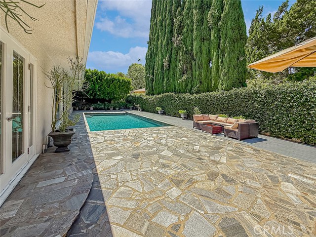 Detail Gallery Image 57 of 67 For 4575 De Celis Pl, Encino,  CA 91436 - 4 Beds | 3 Baths