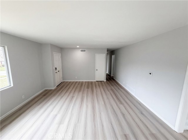 Detail Gallery Image 10 of 27 For 5654 Tower Rd, Riverside,  CA 92506 - 3 Beds | 2 Baths