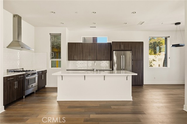 Detail Gallery Image 5 of 25 For 2201 Tom Mix, Silver Lake Los Angeles,  CA 90026 - 2 Beds | 2/1 Baths