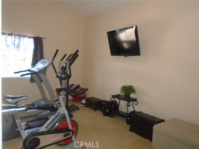 1535 Via Arroyo, La Verne CA: https://media.crmls.org/medias/82d5b120-1a46-40a5-8685-99086877a10f.jpg