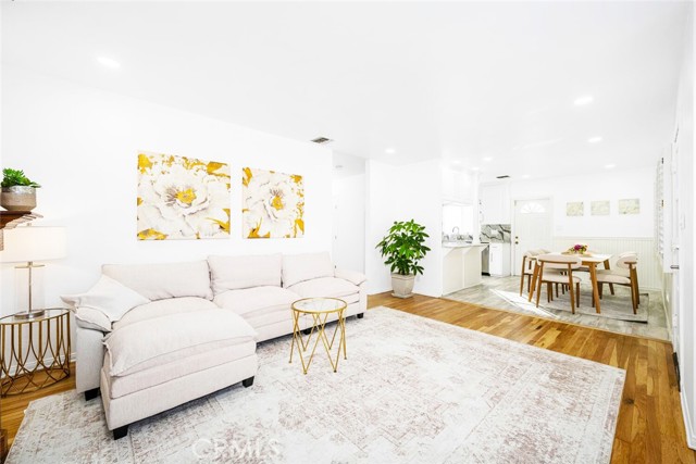 Detail Gallery Image 8 of 51 For 3034 N Ocana, Long Beach,  CA 90808 - 5 Beds | 2 Baths